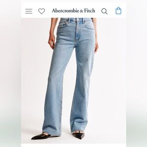 Abercrombie women’s high rise 90s relaxed jean size 26